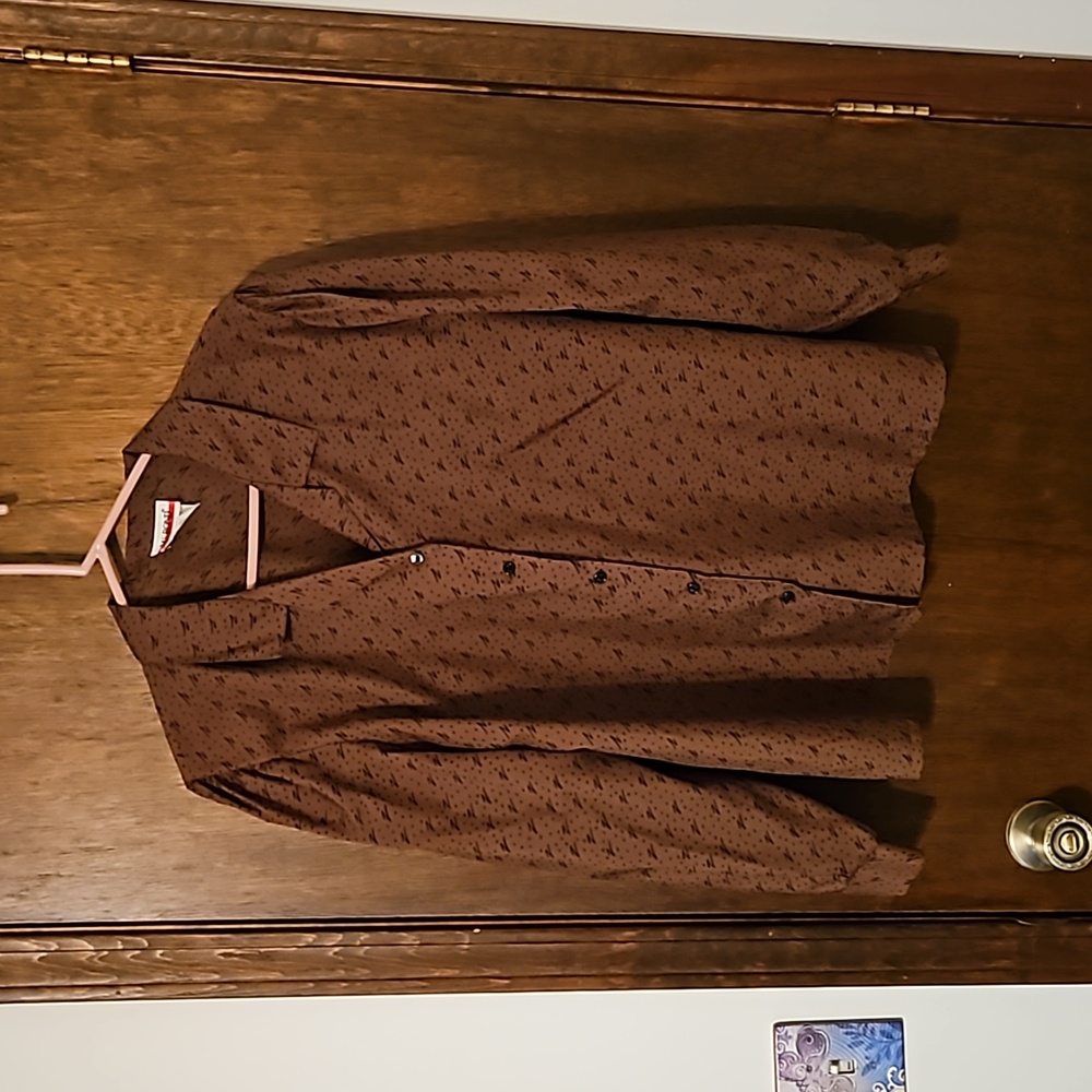 Blouse, long sleeve, wrinkles resistant,  sz 38, brown with black pattern